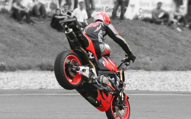 Clean Crowdskills for Comedians